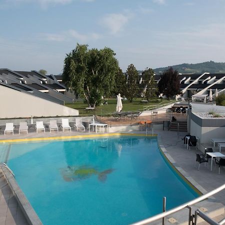 Alba Hotel Luaran gambar